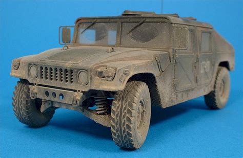 M1025 Humvee 135 Scale Model Maquette