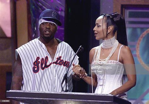 Treach And Lisaraye On Stage At The Source Hip Hop Music Awards 2001