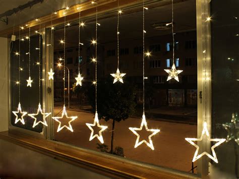 Best Window Lights Decoration Ideas For Christmas