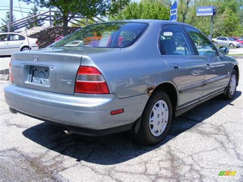 Rated 4.3 out of 5 stars. 1995 Sage Green Metallic Honda Accord LX Sedan #29762073 ...
