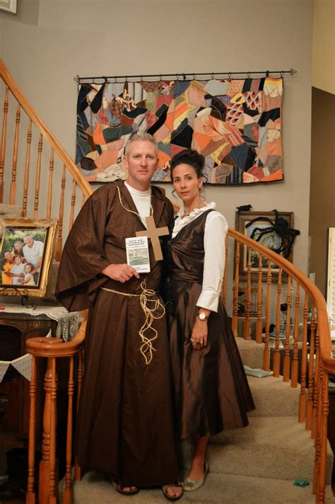 Our mystery experts bring two hours of mystery, intrigue, and murder to your event that you won't find anywhere else! Jedi Craft Girl: Halloween Murder Mystery Dinner Party