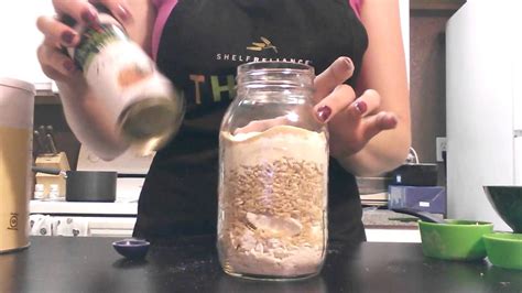 • we package 50# of rice using a vacuum sealer and quart size mason jars. 5 Days of Jar Meals Day 3: Chicken and Rice | Mason jar ...