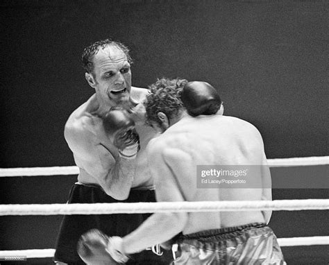 Henry Cooper And Joe Bugner Of Great Britain In Action During Their News Photo Getty Images