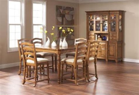 Broyhill Attic Heirlooms Heritage 7 Piece Counter Height Dining Room