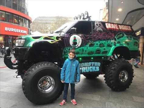 Looking for any way to get away from the life and town he was born your score has been saved for monster trucks. Film Review: Monster Trucks (in cinemas on Boxing Day ...
