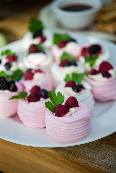 Top 20 Wedding Mini Desserts For 2018 Deer Pearl Flowers