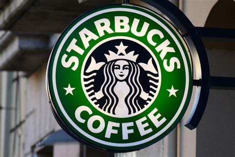 Aneh Starbucks Kopi Bisa Duel Starbucks Rokok Promesin Blog Indonesia