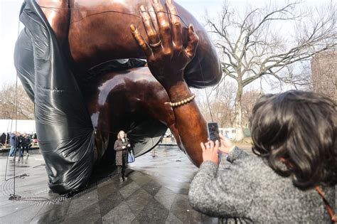 Photos Embrace Mlk Memorial Statue Unveiled On Boston Common Nbc Boston