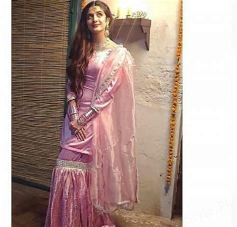 beautiful clicks of mawra hocane from the set of her upcoming drama serial aangan style pk