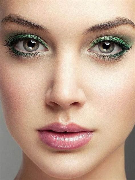 اجمل عيون النساء العيون لها سحر خاص احساس ناعم