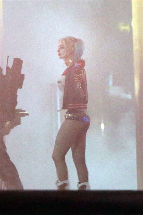 Naked Margot Robbie In Suicide Squad
