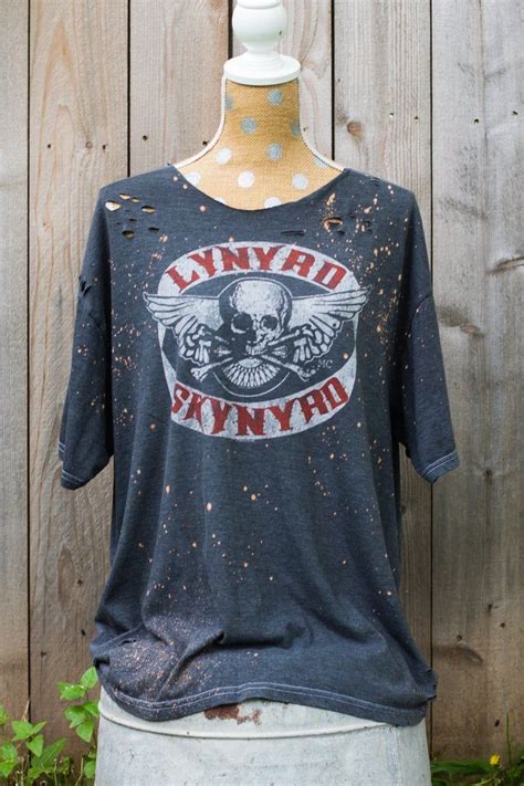 Lynyrd Skynyrd Xlarge Distressed Band T Shirt Lynyrd Etsy Band