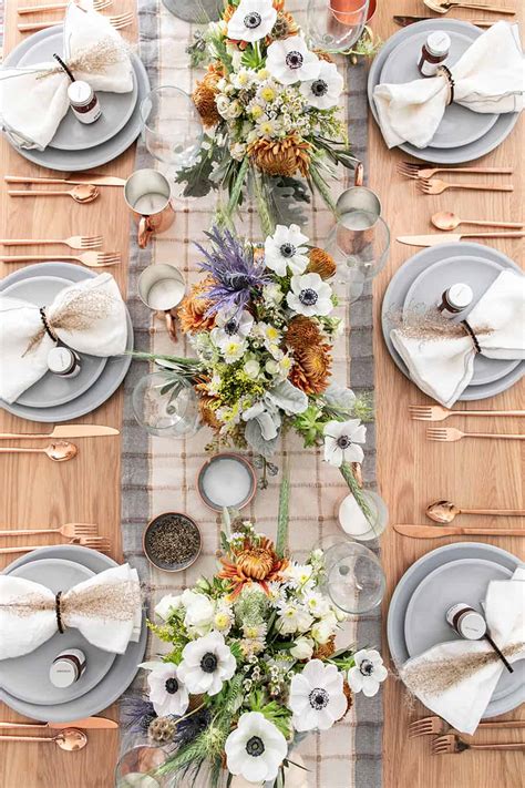 A Rustic Modern Thanksgiving Table Setting Sugar And Charm Bloglovin