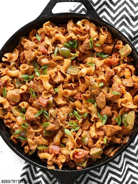 It's not too spicy, but has the most amazing flavor and seasoning to it. Creamy Chicken Fajita Pasta | Recipe | Pasta recipes ...