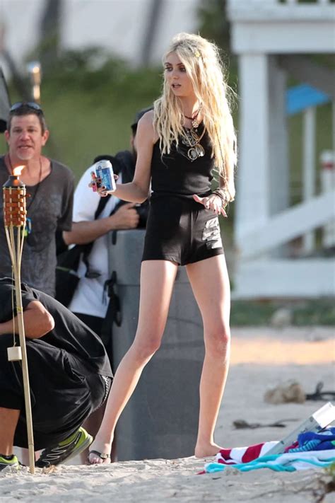 Taylor Momsen Hot And Sexy Bikini Pictures Woophy