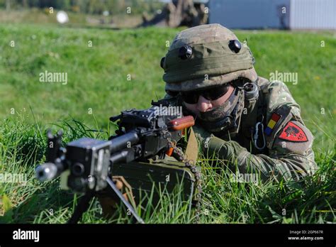 Romanian Military Hi Res Stock Photography And Images Alamy