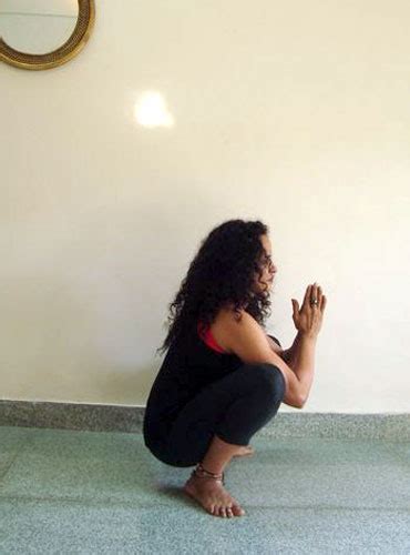 Yoga Poses To Tone Your Body Rediff Getahead