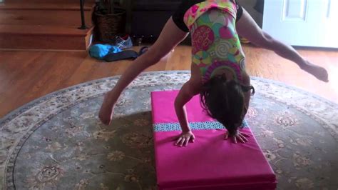 Press Handstands And More With Acroanna Youtube