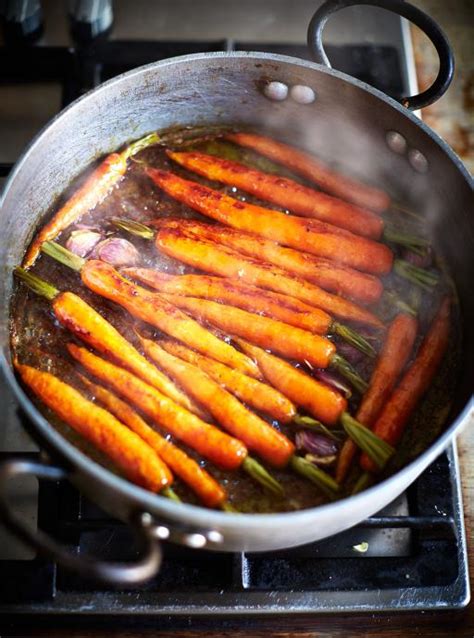 Sweet & spicy roasted carrots. Sweet Glazed Carrots