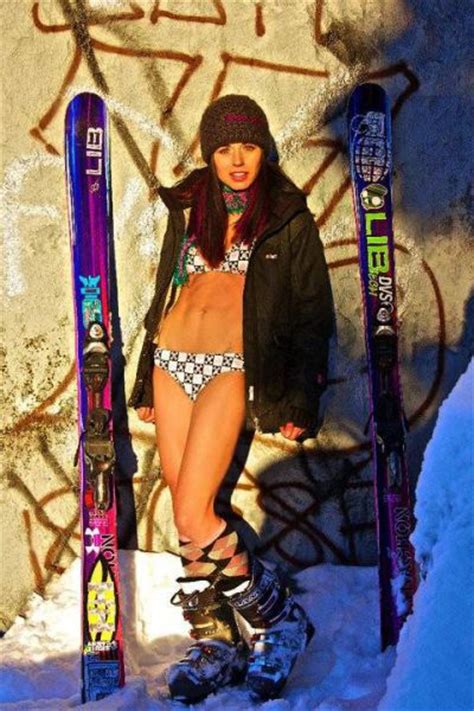 Sexy Ski Girls Pics