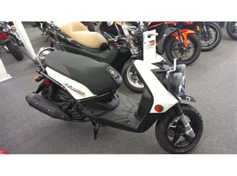 The engine produces a maximum peak output power of and a maximum torque of. Buy 2012 Yamaha Zuma 125 on 2040-motos