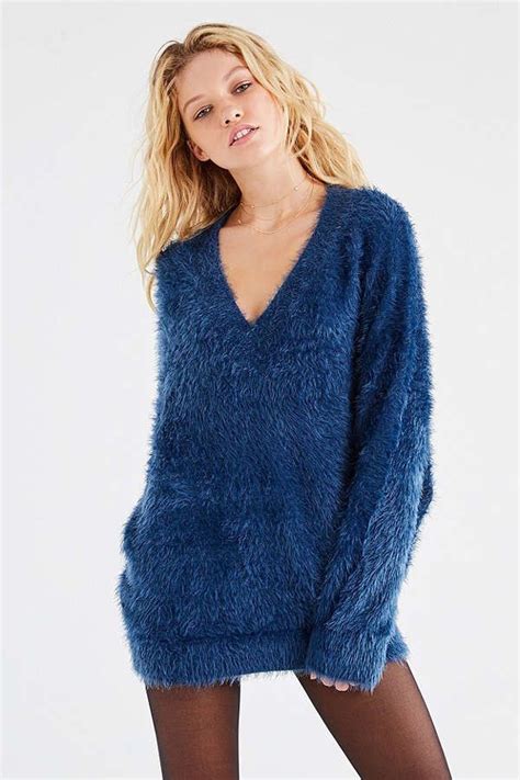16 Cute Oversized Knit Sweaters Youll Want To Live In Huffpost