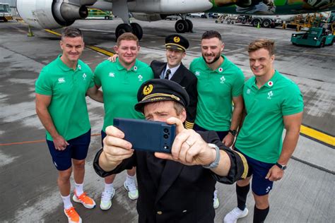 Good Look Irish Rugby Team Fly To France Onboard Branded Aer Lingus
