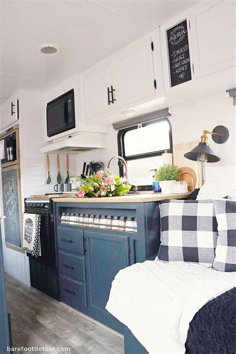 Check Out 15 Of The Most Beautifully Renovated Rvs Remodeled Using Diy