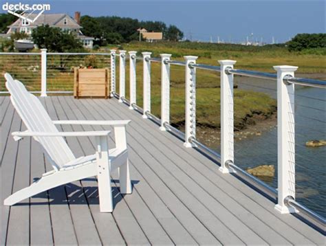 Cable railing is perfect if you want a clean, modern look or don't want your fence to obscure a view. Deck Railing Ideas Easy | atlantis cable railing the ...