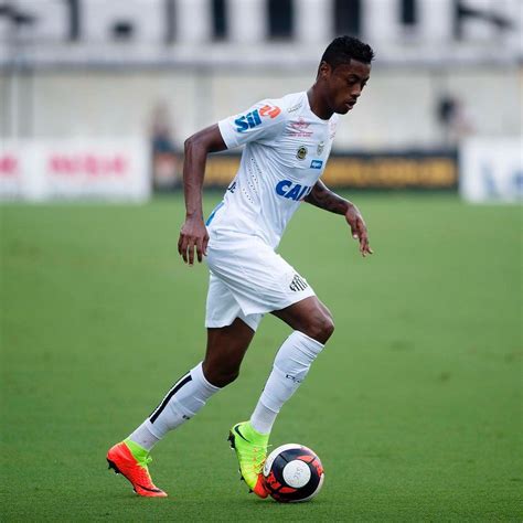 Game log, goals, assists, played minutes, completed passes and shots. Bruno Henrique se recusa a jogar na estreia do Santos no ...