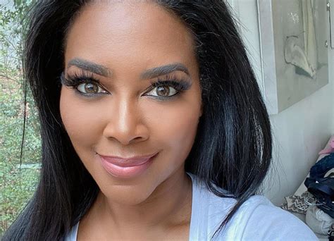 Kenya Moore Continues To Ask For Justice For Breonna Taylor Celebrity