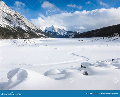 Lake Alberta Canada Snow Winter Time Stock Image Image Of Famous