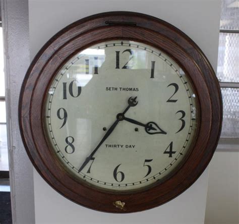 Seth Thomas “gallery” Hanging Oak Clock Price Guide