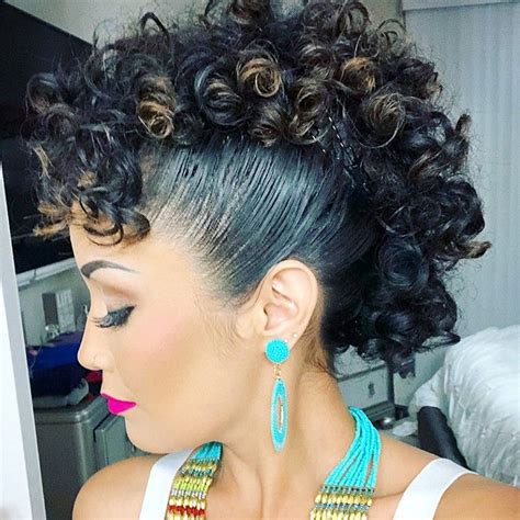 25 Easy To Do Curly Updos For Any Occasion Curly Hair Styles Naturally Medium Hair Styles