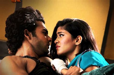 Lakhan Poonams Steamy Consummation In Andtvs Begusarai