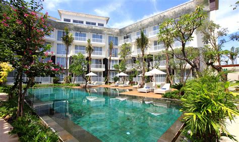Di krna kn sg driver trlalu kenceng memacu kndaraan nya sehiga ilang kndali. Lowongan di Fontana Hotel Bali Legian | Ezzy Career