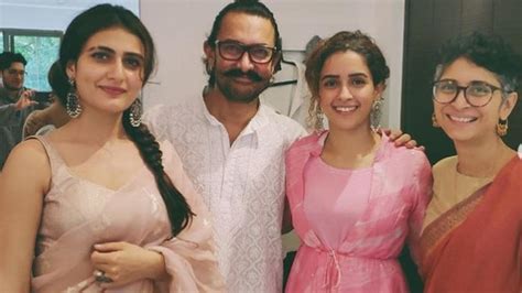 Aamir Khan Celebrated Eid With Wife Kiran Rao Fatima Sana Sheikh And