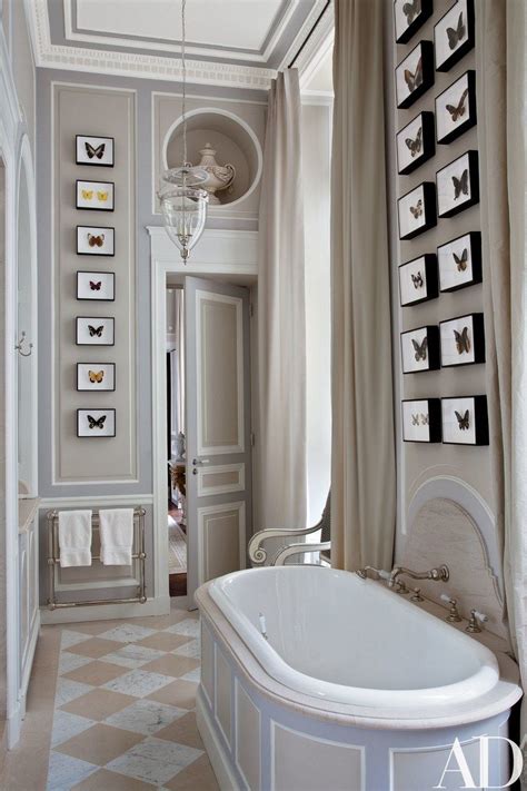 Deniot Designed The Master Baths Tub Surround Limestoneandmarble Floor