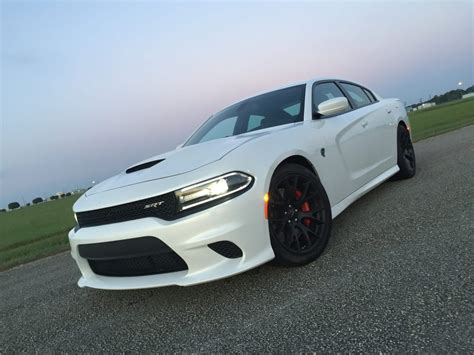 2016 Dodge Charger Hellcat A Modern Muscle Car Focus Daily News