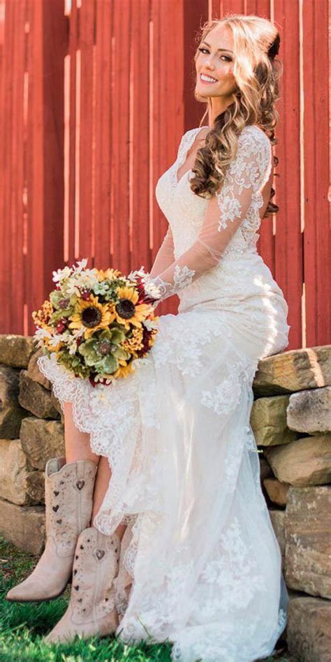 Pin By Rosseli Rodriguez On Trouwen Cowgirl Wedding Dress Country