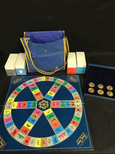 Trivial Pursuit Collectors Edition 4 Editions With Deluxe Playing