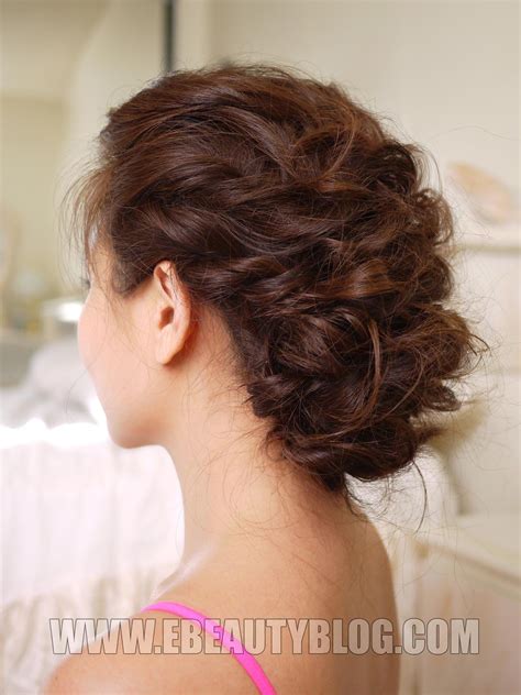 This style is a very easy updo for short hair to do yourself as there is no wrong way to finish off this hairstyle. EbeautyBlog.com: Easy Messy Updo Hair Tutorial | Hair ...
