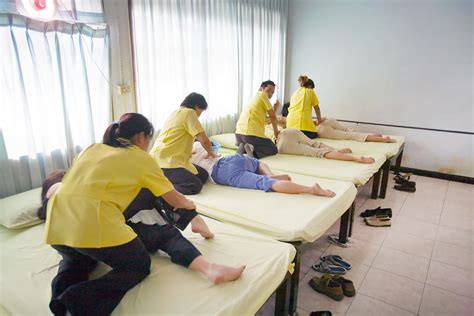 Chetawan Wat Pho Thai Massage School Learn Traditional Massage In Bangkok