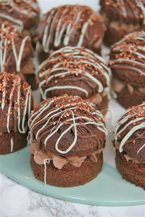 Mini Chocolate Cakes Janes Patisserie