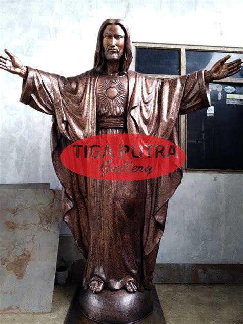 Patung Yesus Tembaga PUSAT KERAJINAN TEMBAGA