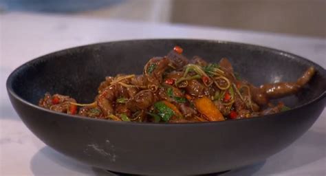 James Martins Deep Fried Chilli Beef On This Morning Sharingboost