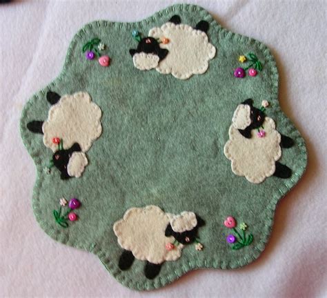 My Own Design Spring Sheep Penny Rug Patterns Wool Felt Projects