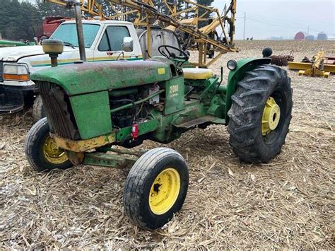 John Deere 2010 Diesel Tractor Runs Metzger Property Services Llc