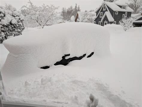 Essex Native Bunkered Down In Erie Pa Over Five Feet Of Snow In 60