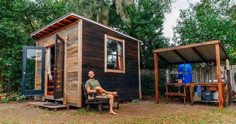 Simple And Sustainable Living In My 100 Square Foot Tiny House Viral